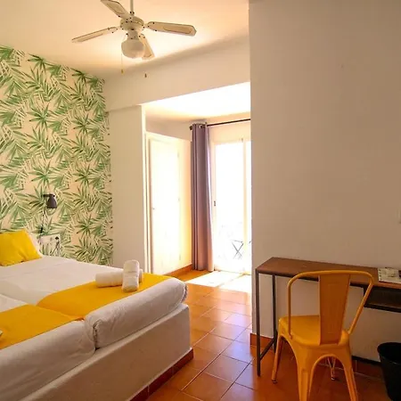 Nanit Ibiza Guest house 3*